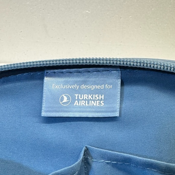 Salvatore Ferragamo‎ 💄 Parfums Turkish Makeup/Toiletry/ Amenity Bag- Blue NWOT - Picture 6 of 10